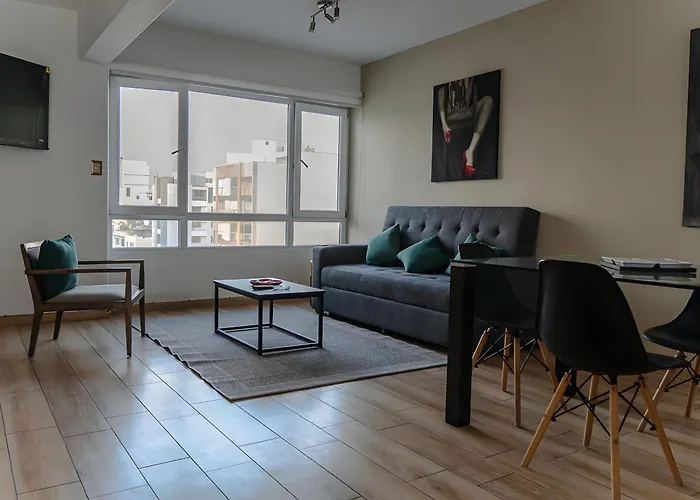 Acogedor 2Br Miraflores - Tovar